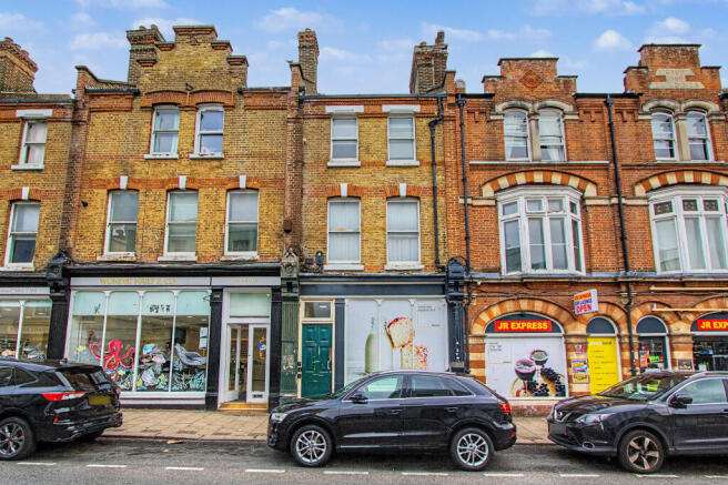 Flat 1, 386 High Street Rochester, Rochester, Kent, ME1 1DJ