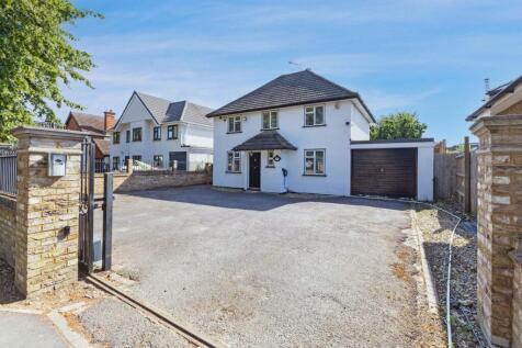 Wellesley Avenue, Richings Park, SL0