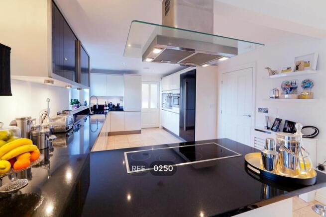 Kitchen & Living room