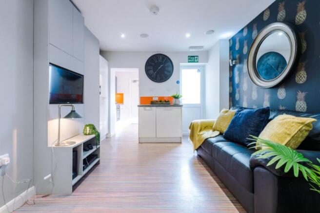 27CS Living Area