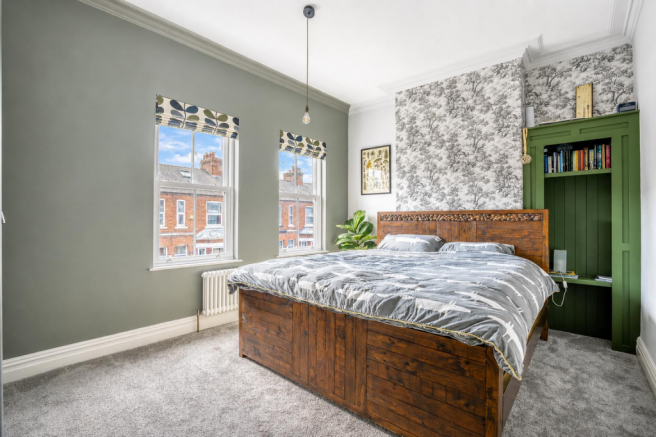 3 bed Terraced for sale Image 11