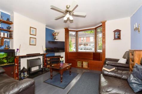 Longhurst Avenue, Horsham, RH12 image 28
