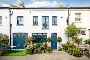 4, Codrington Mews, London W11 2EH