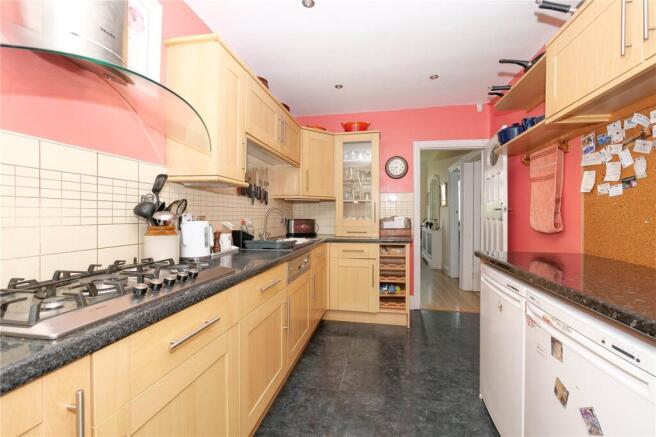 4 bed Semi-Detached for sale Image 9