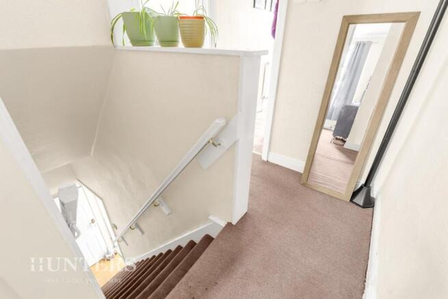2 bed Terraced for sale Image 8