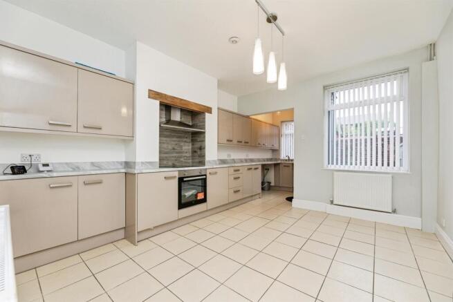 3 bed End of Terrace for sale Image 5