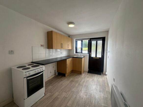 1 bed Flat to rent Image 6