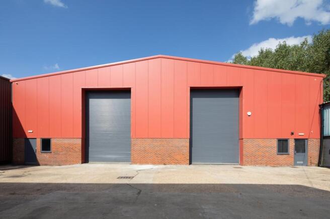 5B 230915 Blacknest Ind Est 431.jpg