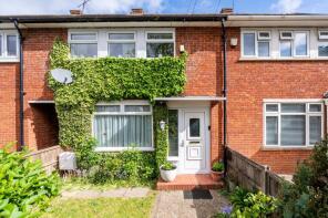 30, Stanley Green East, Slough SL3 7RF