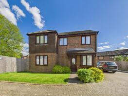 5, Ashurst Drive, Pound Hill, Crawley RH10 7FS