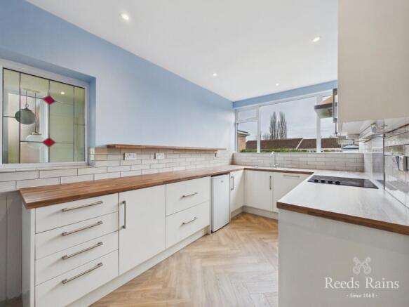 3 bed Bungalow for sale Image 6