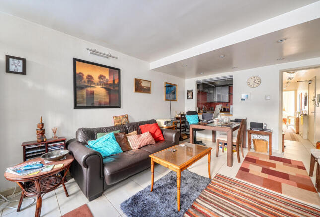 Sitting/Dining Room