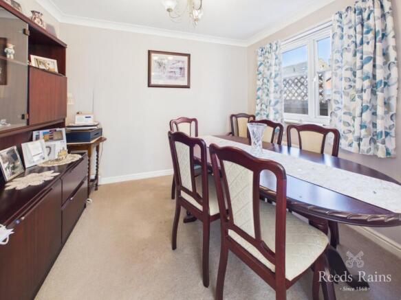 3 bed Bungalow for sale Image 5