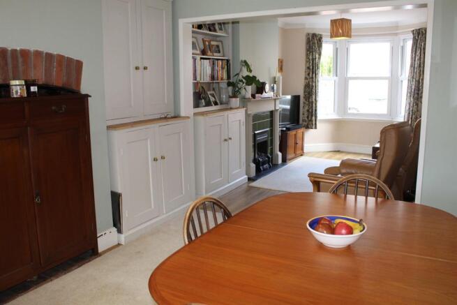 Sitting/Dining Room 