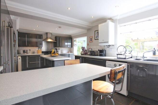 Kitchen/Breakf...