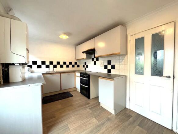 Kitchen (2)