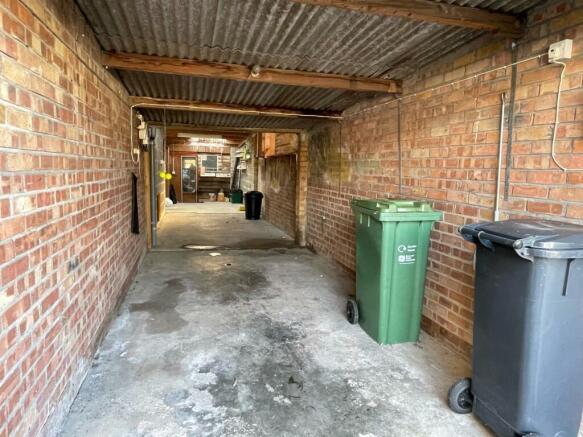 Garage.jpg