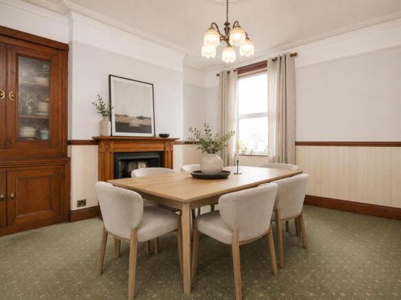 4 bed Terraced for sale Image 7