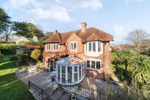 19, Belfield Park Avenue, Weymouth DT4 9RE