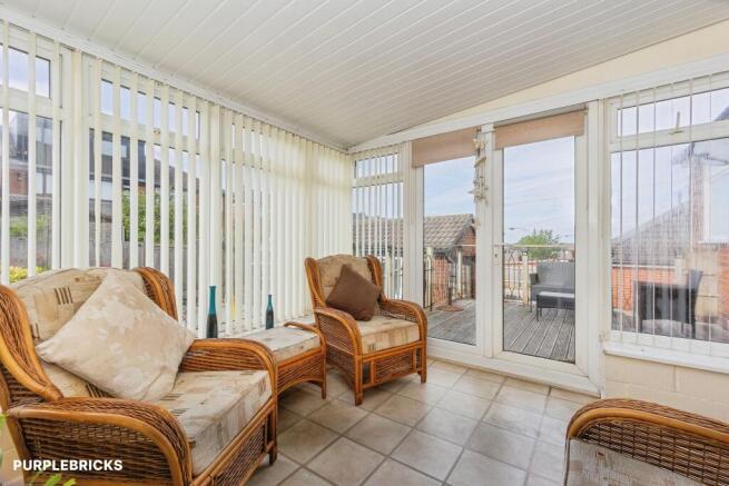 2 bed Bungalow for sale Image 9