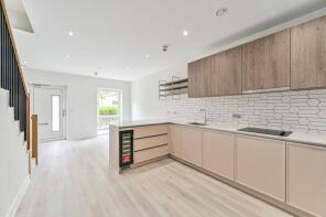 10, Astell Road, Kidbrooke SE3 9FB