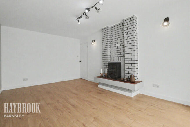 3 bed Semi-Detached Bungalow for sale Image 7