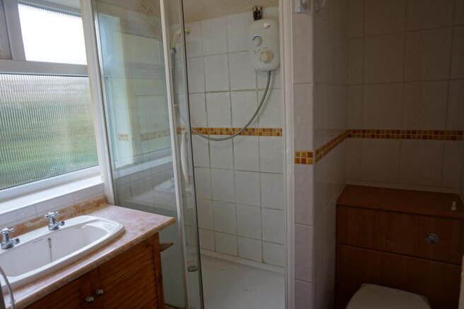 Shower Room.JPG
