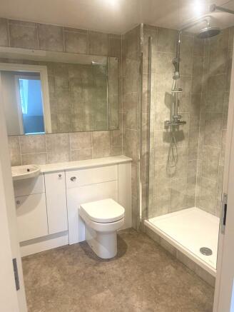 2 bed Apartment to rent Image 8