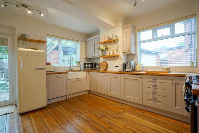 3 bed Semi-Detached for sale Image 7