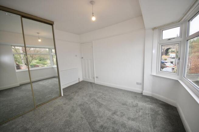 3 bed House to rent Image 5