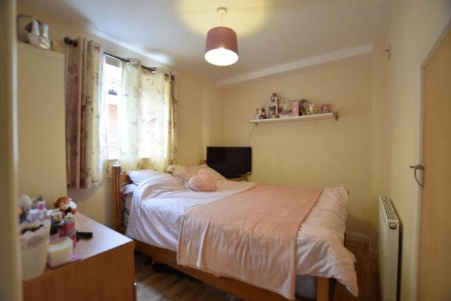 GROUND FLOOR BEDROOM FIVE/STUDY