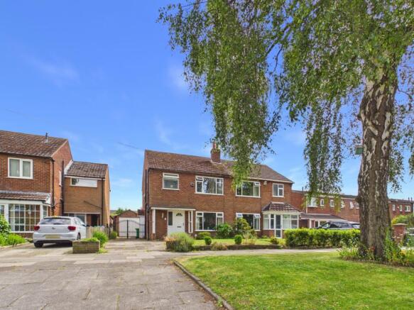 Maple Road - EweMove - Front