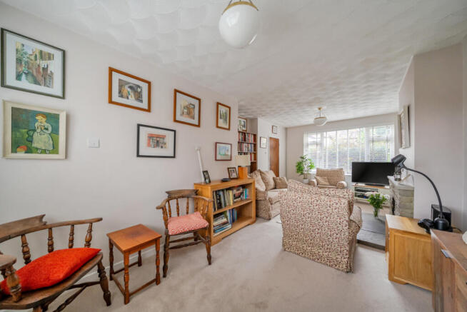 Engliff Lane, Pyrford, GU22 photo 4