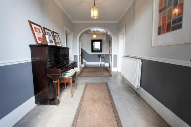 Entrance Hall.JPG