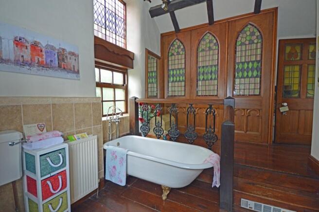 Photo 9