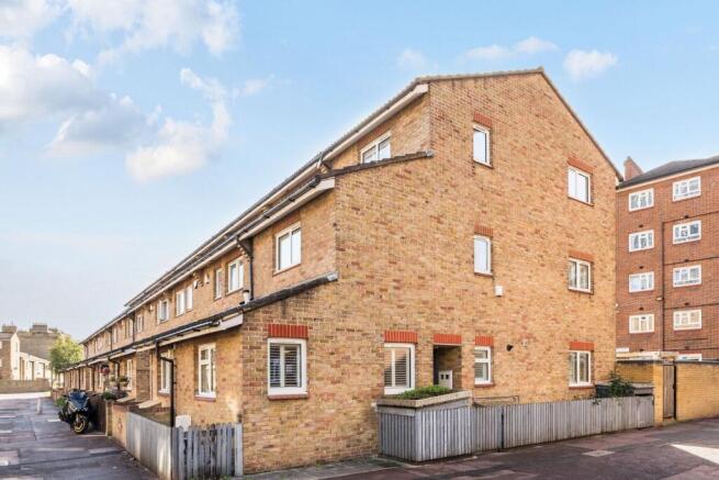 Canterbury Place, Elephant and Castle, London, SE17 photo 4