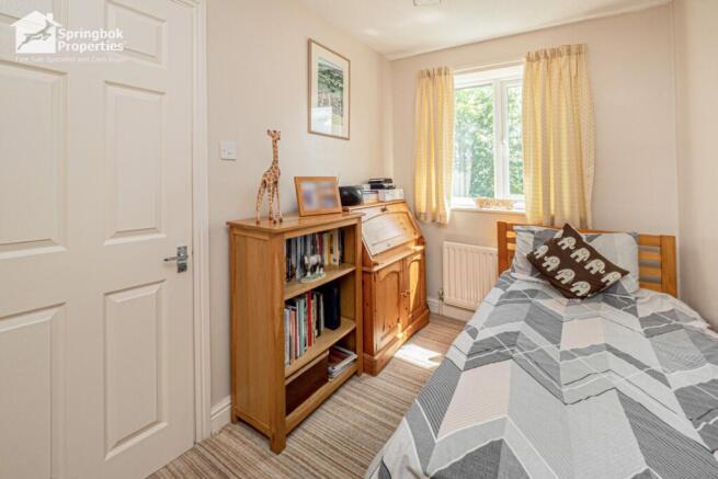 2 bed Semi-Detached for sale Image 12
