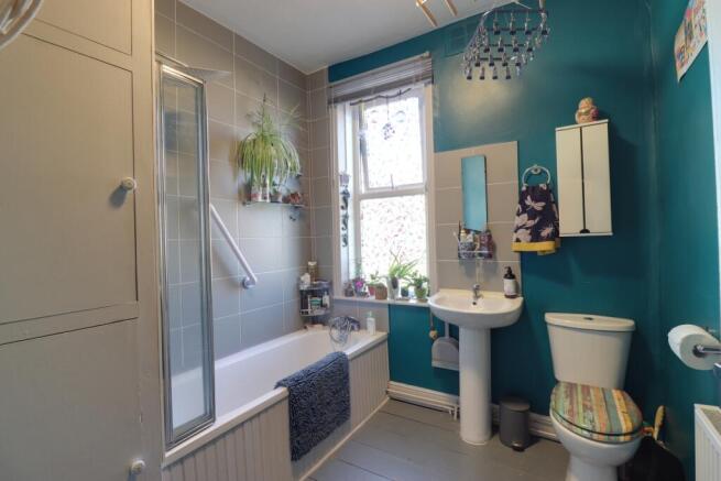 Family bathroom
