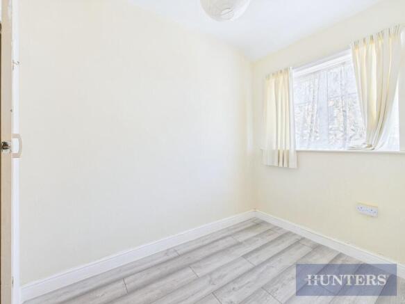2 bed House to rent Image 8