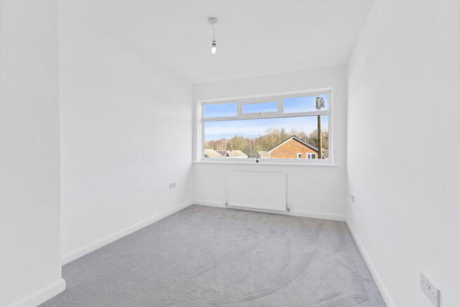 3 bed Semi-Detached for sale Image 12