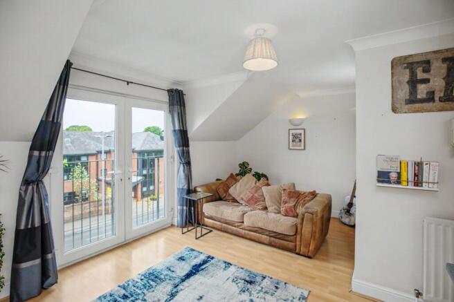 2 bed Apartment for sale Image 7