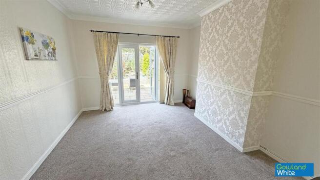 3 bed Semi-Detached for sale Image 6