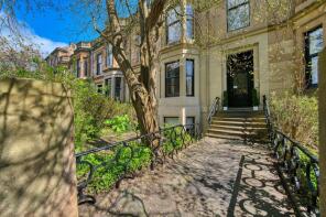 25, Hillhead Street, Glasgow G12 8PX