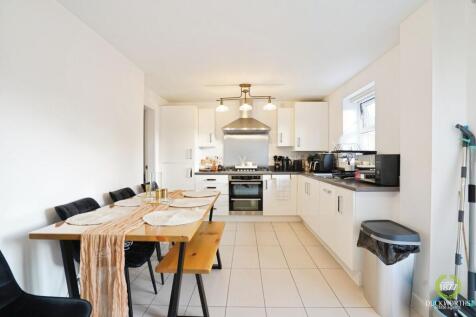 Andrews Walk, Blackburn, BB2