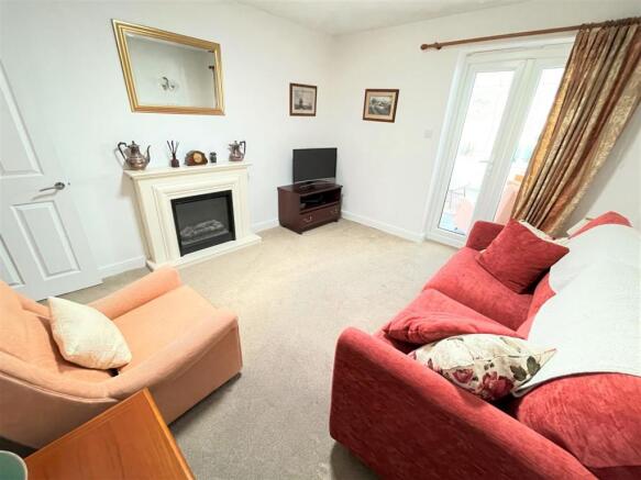 SITTING ROOM