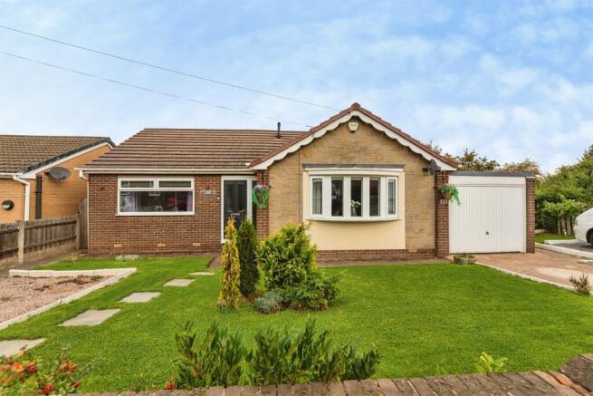 3-bed detached on Upper Hoyland Road, Hoyland, Barnsley, £375,000