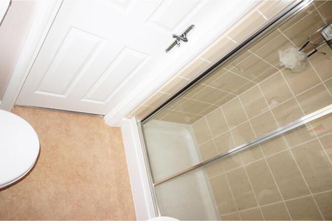 Master En-suite