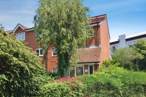 Green Pond Close, Walthamstow, E17
