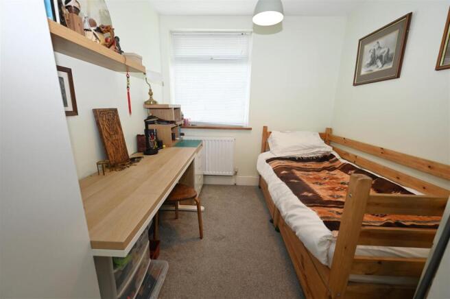 3 bed Semi-Detached Bungalow for sale Image 10