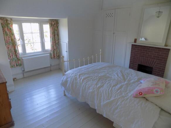 Photo 10